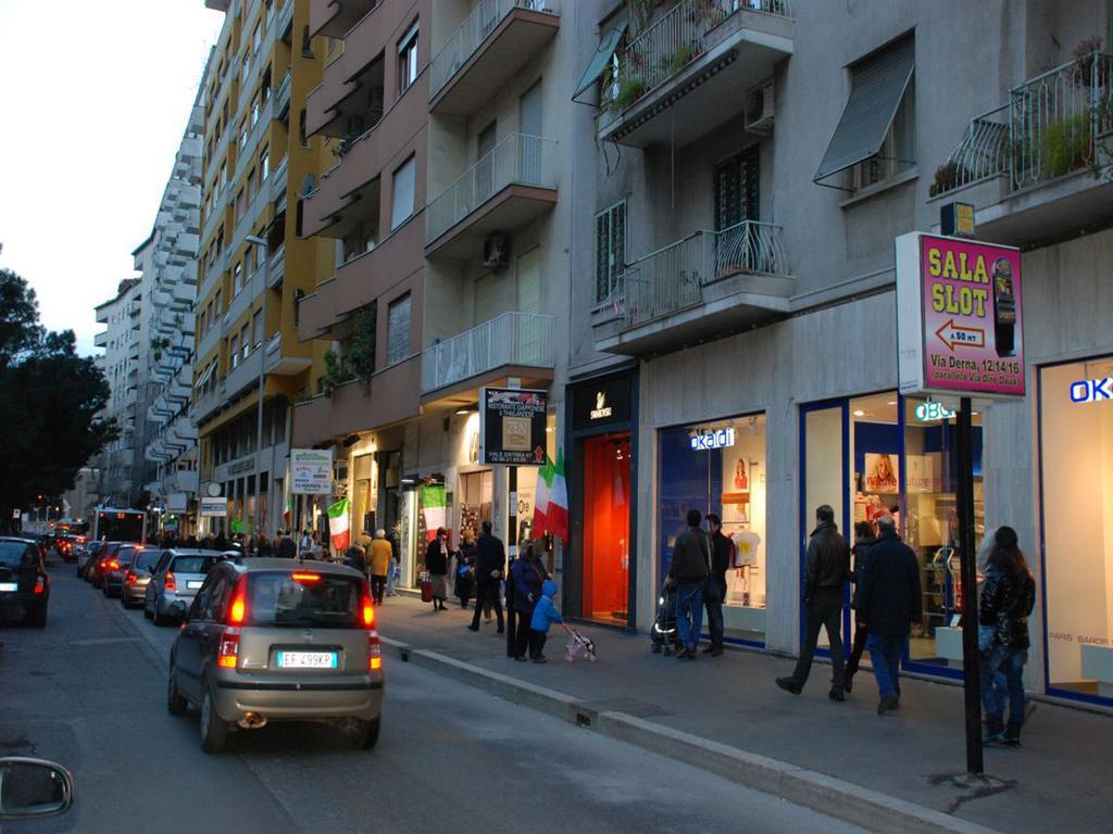 Bed and Breakfast Avec Moi Roma Exterior foto