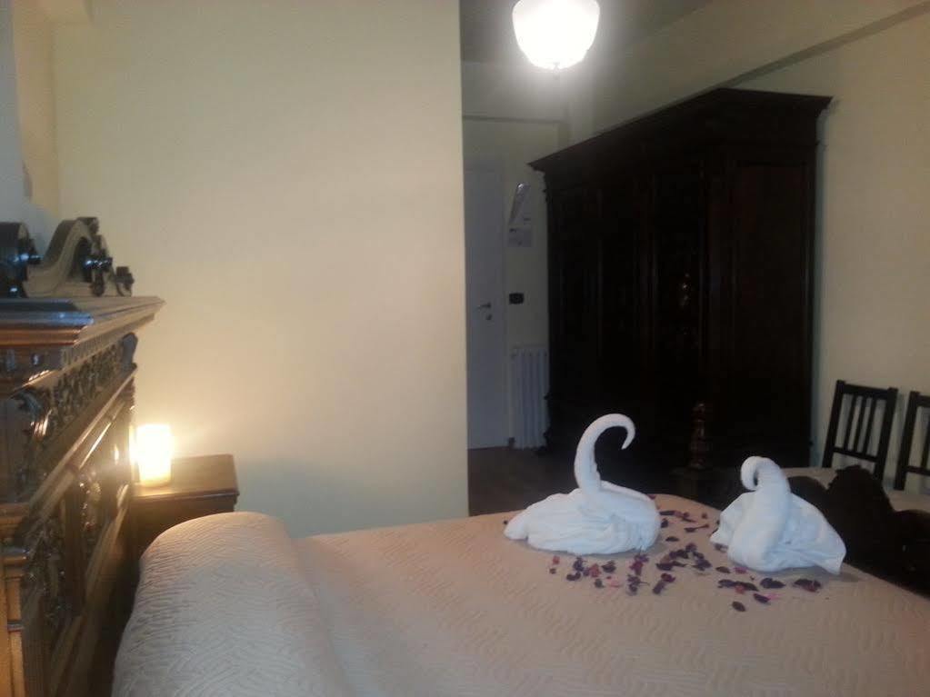 Bed and Breakfast Avec Moi Roma Exterior foto